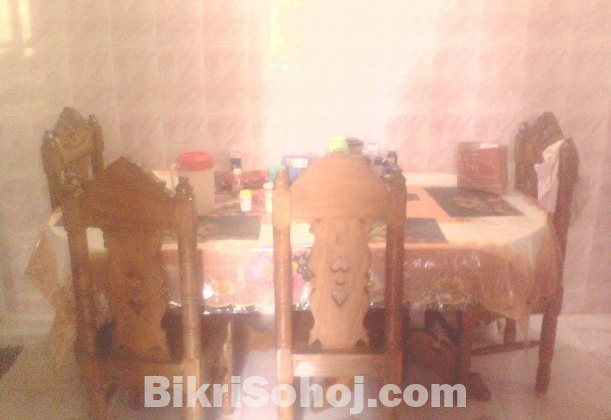 আলমারি, ওয়ারড্রব, ৫ সিট সোফা, ৬ চেয়ার ডাইনিং।